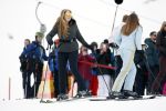 Lech 25 februari 2020
Fotouurtje Koninklijke familie. Aanwezig Koning Willem Alexander Koningin Maxima Prinses Amalia Alexia Ariane Prinses Beatrix Prins Constantijn Prinses laurentien Gravin Eloise Graaf Claus Casimir en Gravin Leonore .