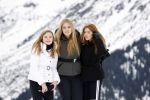 Lech 25 februari 2020
Fotouurtje Koninklijke familie. Aanwezig Koning Willem Alexander Koningin Maxima Prinses Amalia Alexia Ariane Prinses Beatrix Prins Constantijn Prinses laurentien Gravin Eloise Graaf Claus Casimir en Gravin Leonore .