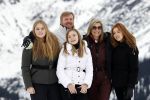 Lech 25 februari 2020
Fotouurtje Koninklijke familie. Aanwezig Koning Willem Alexander Koningin Maxima Prinses Amalia Alexia Ariane Prinses Beatrix Prins Constantijn Prinses laurentien Gravin Eloise Graaf Claus Casimir en Gravin Leonore .