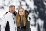 Lech 25 februari 2020
Fotouurtje Koninklijke familie. Aanwezig Koning Willem Alexander Koningin Maxima Prinses Amalia Alexia Ariane Prinses Beatrix Prins Constantijn Prinses laurentien Gravin Eloise Graaf Claus Casimir en Gravin Leonore .