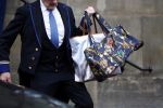 Amsterdam 15 januari 2020
Tweede dag van de nieuwjaarsreceptie in paleis op de dam .Koning Willem Alexander Koningin Maxima en Prinses Beatrix zijn aanwezig. Tas Beatrix met Amalia Alexia er Ariane erop