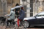 Amsterdam 15 januari 2020
Prinses Mrilene op de fiets bij het bpaleis op de dam .