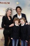 Amsterdam 1 februari 2020
Premiere Kruimeltje in Tuschinski. Rick Engelkes met vriendin Marie Claire Noorlander en haar zoons