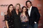 Amsterdam 3 februari 2020
Premiere verliefd op ibiza in het deLamar theater. Rick Engelkes met zijn vriendin Marie Claire Noorlander en zijn dochters