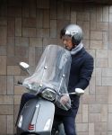 Amsterdam 27 januari 2020
Rob Peters de vriend van Astrid Joosten vertrekt met scooter vanaf Astrid haar huis