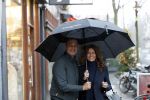 Amsterdam 3 januari 2012
Ruud Gullit en zijn vriendin Karin de Rooij onder paraplu op de cornelis schuytstraat