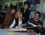 Weert, 1 Oktober 1996
Sheila Timmerman (in verwachting) samen met haar zus Sandra Timmerman en Hermien Timmerman bij Babyzaak Bambino voor het uitzoeken van de kinderkamer