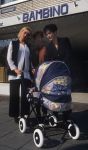 Weert, 1 Oktober 1996
Sheila Timmerman (in verwachting) samen met haar zus Sandra Timmerman en Hermien Timmerman bij Babyzaak Bambino voor het uitzoeken van de kinderkamer