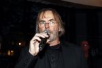 Hilversum 5 januari 2020
Peter Koelewijn krijgt een lintje van Burgemeester Pieter Broertjes.
Event vond plaats in de wisseloord studios. Tjerk Lammers