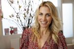 Bussum 3 maart 2020
Opening nieuwe pand en boekpresentatie van Vivian Reijs. Wendy v Dijk ontvangt het eerste boek