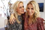 Bussum 3 maart 2020
Opening nieuwe pand en boekpresentatie van Vivian Reijs. Wendy v Dijk ontvangt het eerste boek . Vivian met Fleur Mignon