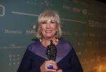 Amsterdam 10 februari 2020
Uitreiking edisons in de westergasfabriek . Najib Amhali presenteert de avond.
Willeke Alberti krijgt ouvre Edison uit handen van Dinand Woesthof