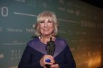 Amsterdam 10 februari 2020
Uitreiking edisons in de westergasfabriek . Najib Amhali presenteert de avond.
Willeke Alberti krijgt ouvre Edison uit handen van Dinand Woesthof