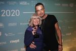 Amsterdam 10 februari 2020
Uitreiking edisons in de westergasfabriek . Najib Amhali presenteert de avond.
Willeke Alberti krijgt ouvre Edison uit handen van Dinand Woesthof