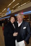 Schiphol 4 februari 2020
Katja Schuurman Peter Faber Willibrord Frequin Gerard Cox en Barrie Stevens vertrekkenb vanaf schiphol naar Suriname voor de opnames van het RTL4 programma Beter laat dan ooit. Willibrord met zijn vriendin