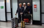 Schiphol 28 februari 2020
Aankomst Willibrord Frequin Barry Stevens Gerard Cox en Peter Faber op schiphol na de opnames van hun programma beter laat dan nooit.