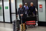 Schiphol 28 februari 2020
Aankomst Willibrord Frequin Barry Stevens Gerard Cox en Peter Faber op schiphol na de opnames van hun programma beter laat dan nooit.
