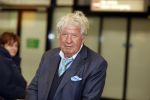 Schiphol 28 februari 2020
Aankomst Willibrord Frequin Barry Stevens Gerard Cox en Peter Faber op schiphol na de opnames van hun programma beter laat dan nooit.