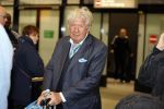 Schiphol 28 februari 2020
Aankomst Willibrord Frequin Barry Stevens Gerard Cox en Peter Faber op schiphol na de opnames van hun programma beter laat dan nooit.