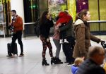 Schiphol 27 februari 2020
Wesley Sneijder haalt zijn zoon Xess Xava en Yolathe Cabau v Kasbergen op nadat ze van uit Los Angeles naar Amsterdam/schiphol zijn gevloegen.