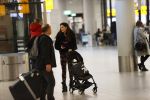 Schiphol 27 februari 2020
Wesley Sneijder haalt zijn zoon Xess Xava en Yolathe Cabau v Kasbergen op nadat ze van uit Los Angeles naar Amsterdam/schiphol zijn gevloegen.