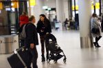 Schiphol 27 februari 2020
Wesley Sneijder haalt zijn zoon Xess Xava en Yolathe Cabau v Kasbergen op nadat ze van uit Los Angeles naar Amsterdam/schiphol zijn gevloegen.