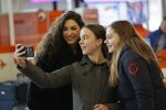 Schiphol 27 februari 2020
Wesley Sneijder haalt zijn zoon Xess Xava en Yolathe Cabau v Kasbergen op nadat ze van uit Los Angeles naar Amsterdam/schiphol zijn gevloegen.