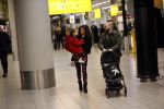 Schiphol 27 februari 2020
Wesley Sneijder haalt zijn zoon Xess Xava en Yolathe Cabau v Kasbergen op nadat ze van uit Los Angeles naar Amsterdam/schiphol zijn gevloegen.