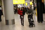 Schiphol 27 februari 2020
Wesley Sneijder haalt zijn zoon Xess Xava en Yolathe Cabau v Kasbergen op nadat ze van uit Los Angeles naar Amsterdam/schiphol zijn gevloegen.