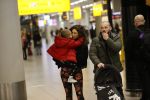 Schiphol 27 februari 2020
Wesley Sneijder haalt zijn zoon Xess Xava en Yolathe Cabau v Kasbergen op nadat ze van uit Los Angeles naar Amsterdam/schiphol zijn gevloegen.