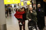 Schiphol 27 februari 2020
Wesley Sneijder haalt zijn zoon Xess Xava en Yolathe Cabau v Kasbergen op nadat ze van uit Los Angeles naar Amsterdam/schiphol zijn gevloegen.