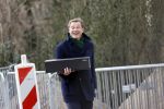 Amsterdam 20 februari 2021
Albert Verlinde heeft eten gehaald bij v Dam en loopt via het vondelpark met zijn hondje naar huis