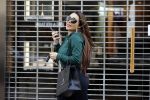 Amsterdam 6 maart 2021
Amanda Balk op de pc hooftstraat met een sleutrelhanger met daarop een foto van haar met haar vriend Ed den Hollander