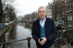 Amsterdam 4 maart 2021
Andre v Duin thuis in zijn huis en op straat op de grachten in Amsterdam.