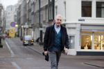 Amsterdam 4 maart 2021
Andre v Duin thuis in zijn huis en op straat op de grachten in Amsterdam.