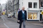 Amsterdam 4 maart 2021
Andre v Duin thuis in zijn huis en op straat op de grachten in Amsterdam.