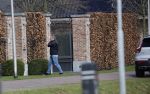 Bergschenhoek 11 maart 2021
Sarah v Soelen de nieuwe vriendin van Andre Hazes . Ze gaat met de Bentley met haar moeder naar schoonheidssalon. . Andy Han komt bij Andre op bezoek