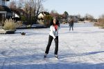 Loosdrecht 13 februari 2021
Chimene v Oosterhout schaatsend op de Loosdrechtse plassen.