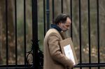 Lage Vuursche en Soest 27 februari 2021
Chris Visser biedt petitie aan bij Prinses Beatrix op Drakensteyn .