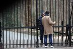Lage Vuursche en Soest 27 februari 2021
Chris Visser biedt petitie aan bij Prinses Beatrix op Drakensteyn .