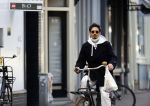 Amsterdam 26 februari 2021
Daniel de Ridder doet boodschappen op de utrechtsestraat.
