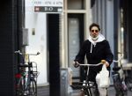 Amsterdam 26 februari 2021
Daniel de Ridder doet boodschappen op de utrechtsestraat.