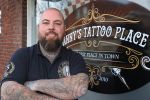 Eindhoven, 6 maart 2021
Danny Tattoo samen met zoon, moeder en Barbie