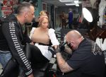 Eindhoven, 6 maart 2021
Danny van Dannyâ€™s Tattoo zet een tattoo bij Barbie