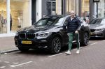 Amsterdam 4 maart 2021
Dries Roelvink met zijn BMW X4 op de pc hooftstraat