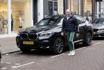 Amsterdam 4 maart 2021
Dries Roelvink met zijn BMW X4 op de pc hooftstraat