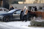 OOstzaan 12 februari 2021
Ferry Doedens en Levy v Wilgen checken samen in bij Hotel v d Valk . Levy rijdt in een dikke mercedes GT 63S AMG