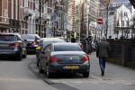 Amsterdam 21 februari 2021
Geert Wilders met zijn beveiliging in het vondelpark bij VondelCS