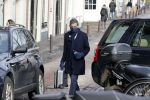 Amsterdam 16 februari 2021
Gerard Spong in zijn Rolls Royce en wandelend op straat met mondkapje.