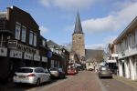 Hengelo 27 februari 2021
Op bezoekbij Martien Meiland die zijn huis verkocht heeft.
Ook spraken wij div mensen in Hengelo die het allemaal heel jammer vinden dat de familie Meiland vertrekt uit Hengelo. We spraken Dave v Aken Luuk Stam Lynet Tiggeloven en Marco Jansen.